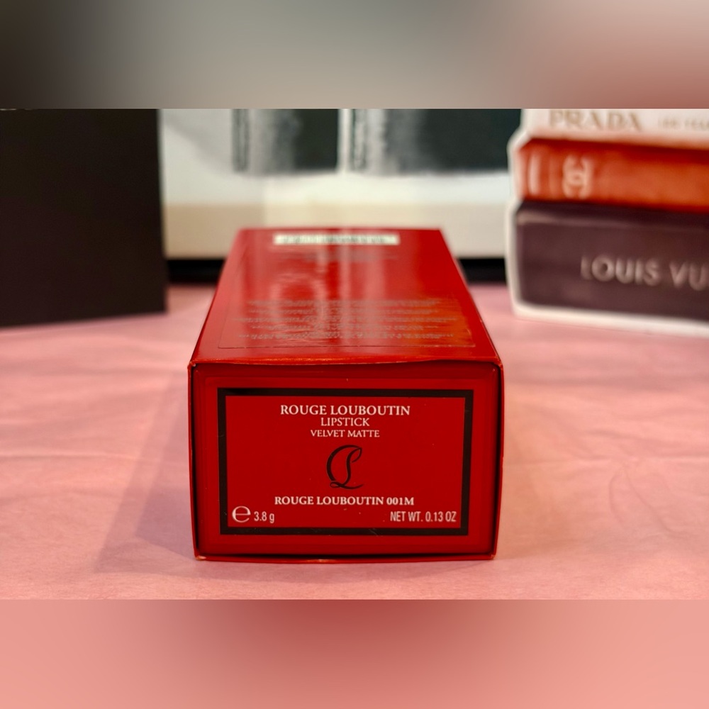 NIB CHRISTIAN LOUBOUTIN Rouge LOUBOUTIN Lipstick VELVET MATTE - Picture 7 of 13